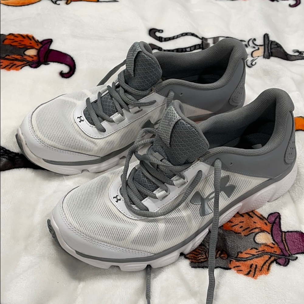 underarmour size 9